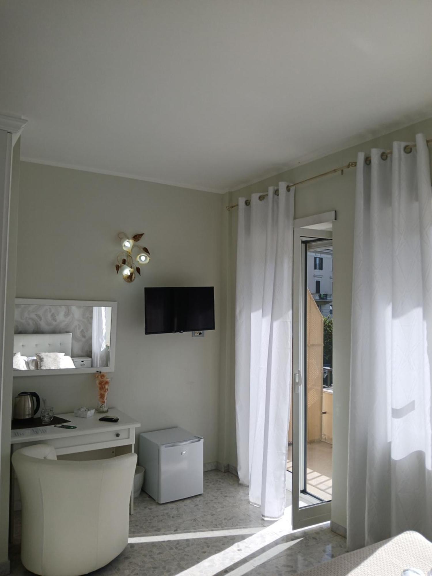 Affittacamere Da Fenix Tivoli Quarto foto